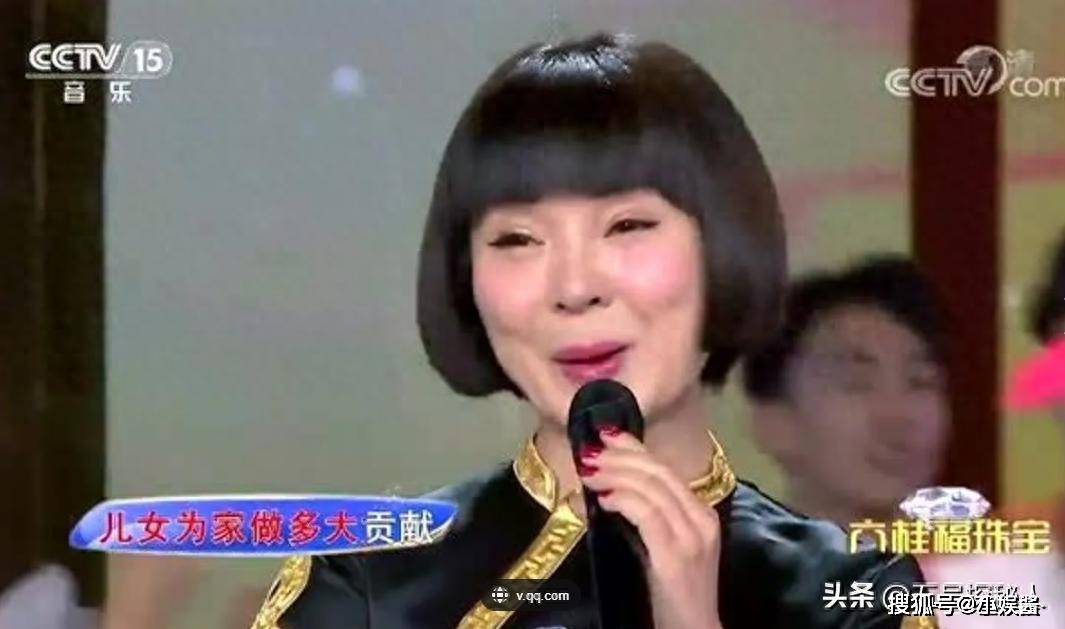儿子名校毕业似兄弟洋媳妇颜值媲美明星PG电子麻将胡了56岁陈红美国最新照(图6)