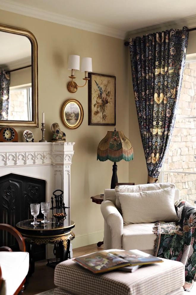 ㎡老房里打造英伦复古宅美轮美奂窗景超绝!PG电子麻将胡了2模拟器留学小伙在89(图13) ㎡老房里打造英伦复古宅美轮美奂窗景超绝!PG电子麻将胡了2模拟器留学小伙在89(图13)