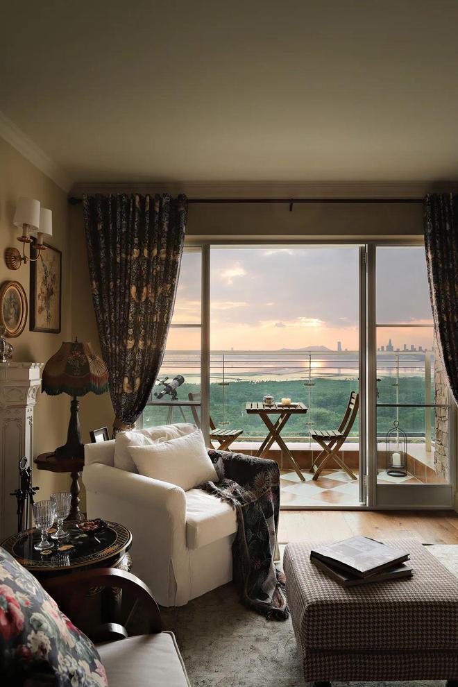 ㎡老房里打造英伦复古宅美轮美奂窗景超绝!PG电子麻将胡了2模拟器留学小伙在89(图14) ㎡老房里打造英伦复古宅美轮美奂窗景超绝!PG电子麻将胡了2模拟器留学小伙在89(图14)